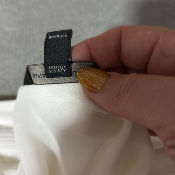 Banana republic silk tuxedo blouse - Picture 8 of 10